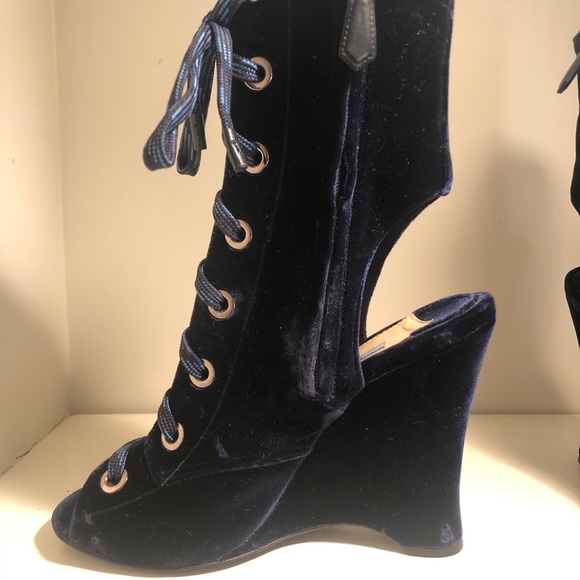 Prada lace up heels - Picture 8 of 15